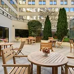 Occidental Paris Szálloda 4*