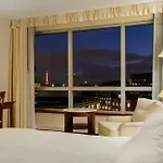 Occidental Paris 4*