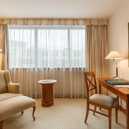 Evergreen Laurel 4* Levallois-Perret