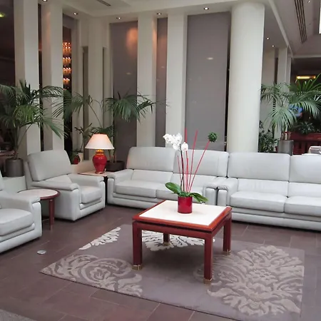 Evergreen Laurel Hotel