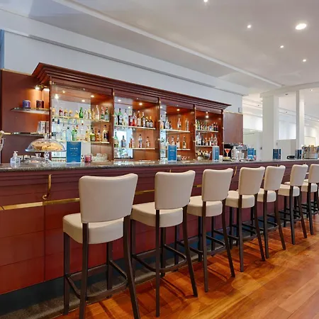 Hotel Evergreen Laurel Levallois-Perret