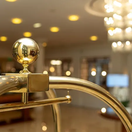 Hotel Evergreen Laurel Levallois-Perret