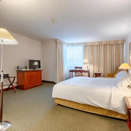 Occidental Paris 勒瓦卢瓦-佩雷