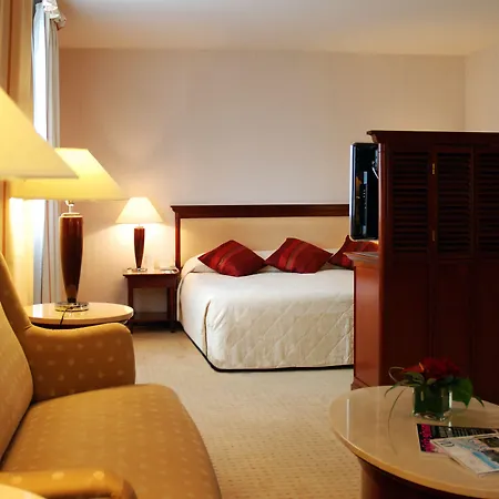 Hotel Occidental Paris Levallois-Perret