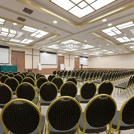 酒店 Occidental Paris 勒瓦卢瓦-佩雷