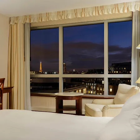 Occidental Paris Hotell 4*