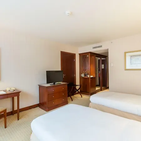 Evergreen Laurel Hotel 4*