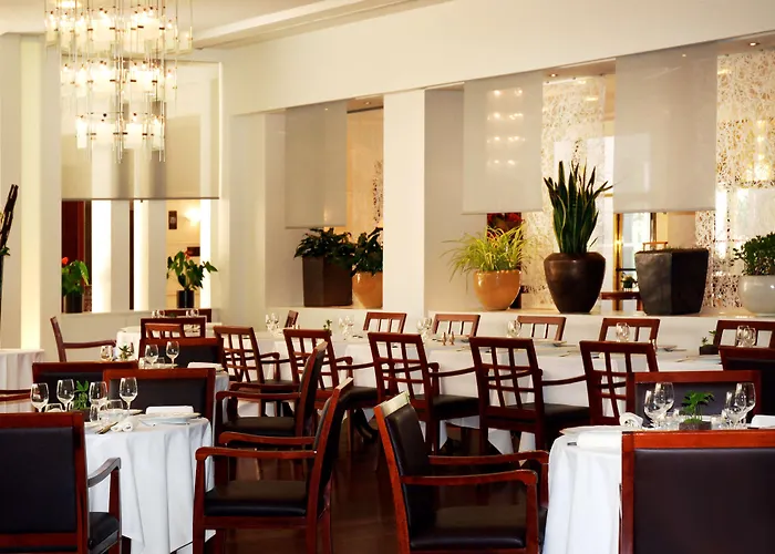 Occidental Paris Otel 4*