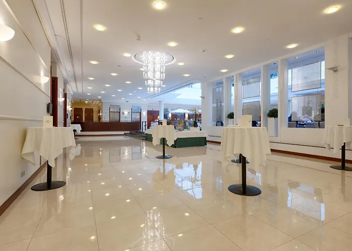 Occidental Paris Otel Levallois-Perret