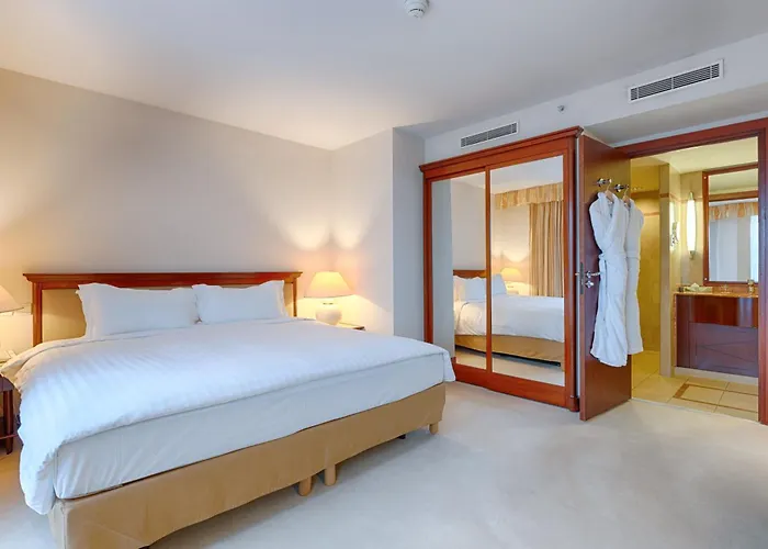 Occidental Paris Otel