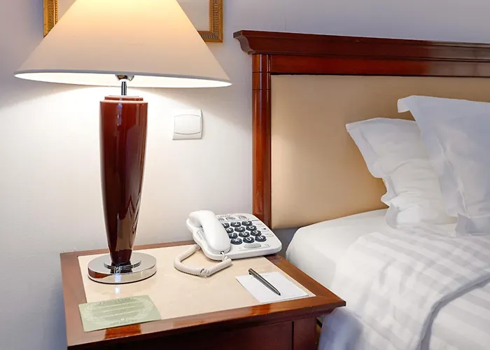 Otel Occidental Paris Levallois-Perret