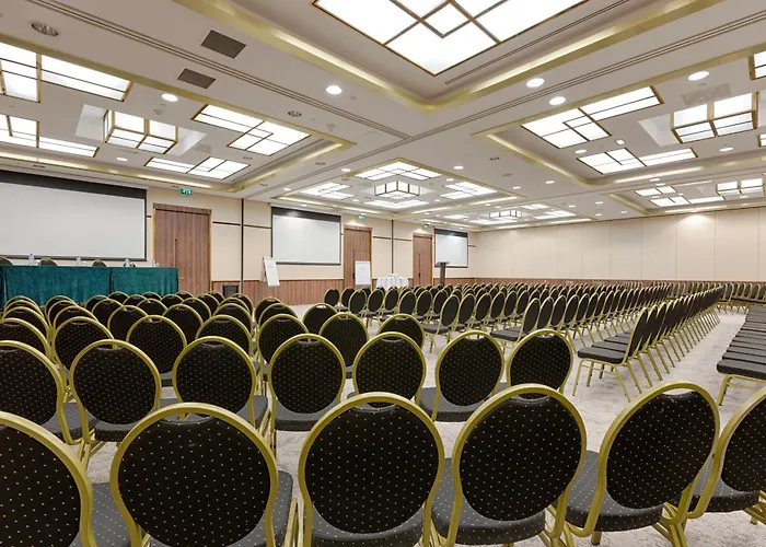 Otel Occidental Paris Levallois-Perret