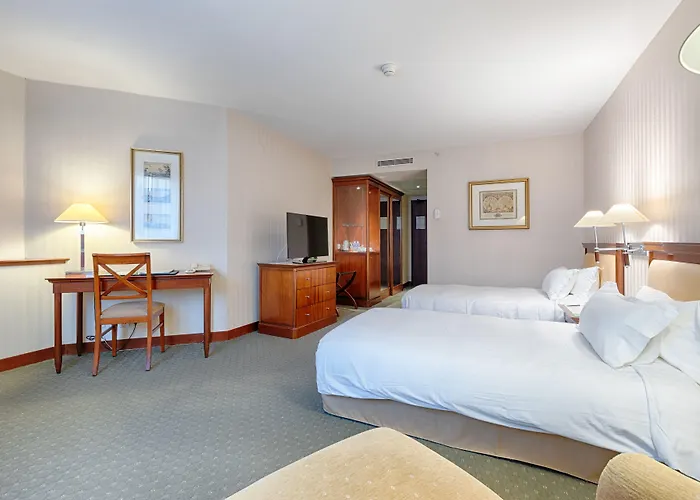 Occidental Paris Otel 4*