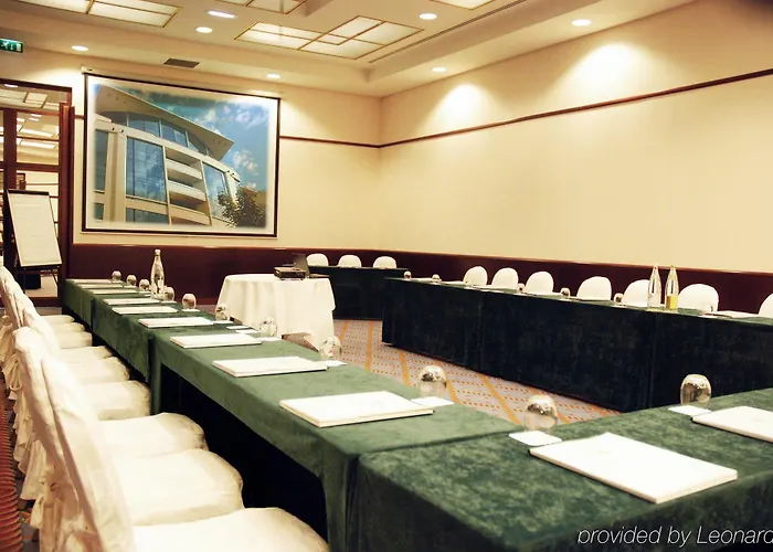 Occidental Paris Otel Levallois-Perret