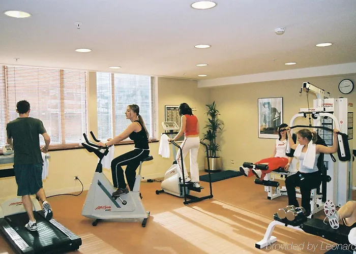 Occidental Paris Otel 4*